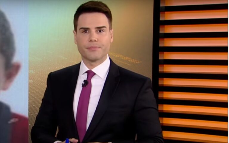 Cidade Alerta de Luiz Bacci perde para a Band e empata com o SBT (foto: Reprodução)