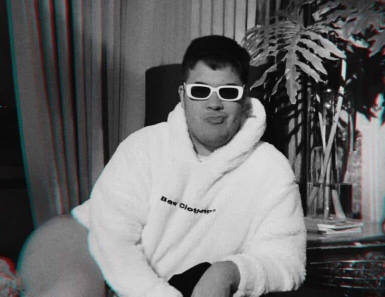 O influenciador Álvaro Xaro criticou o posicionamento de Antônia Fontenelle (foto: Reprodução/Redes Sociais)