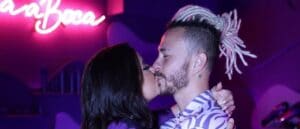 Boca Rosa beija o seu namorado, o youtuber Bruno Carneiro Nunes, mais conhecido como Fred Desimpedidos (foto: Divulgação)
