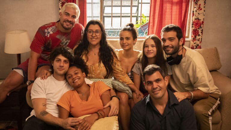Amor de Mãe volta à programação da Globo após quase um ano fora do ar (foto: Globo/João Cotta)