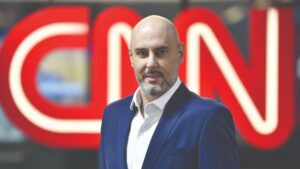 Douglas Tavolaro trabalhou na Record durante 15 anos e deixou a emissora para ser CEO da CNN Brasil (foto: Divulgação/CNN Brasil)