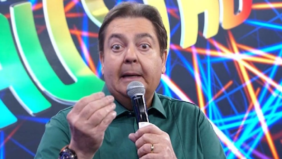 Em seu último ano na Globo, Faustão voltará a sabatinar os ex-participantes do BBB (foto: Reprodução/TV Globo)