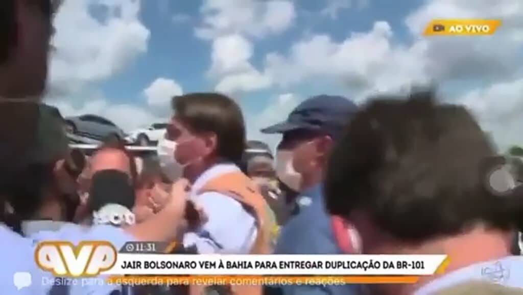Repórter do SBT da Bahia é ofendida por Jair Bolsonaro (foto: Reprodução)
