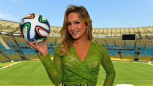 Claudia Leitte reforçará o time de apresentadores do Esporte Espetacular (foto: Divulgação/FIFA)