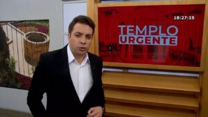 Renê Simões é o apresentador do Templo Urgente, versão evangélica do Cidade Alerta (foto: Reprodução/IURD)