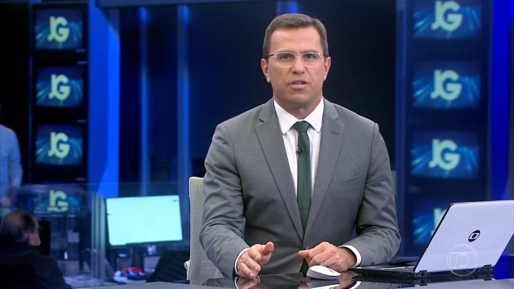 Rodrigo Bocardi apresentou o Jornal da Globo de 24 de junho: telejornal perdeu para o SBT (foto: Reprodução/TV Globo)
