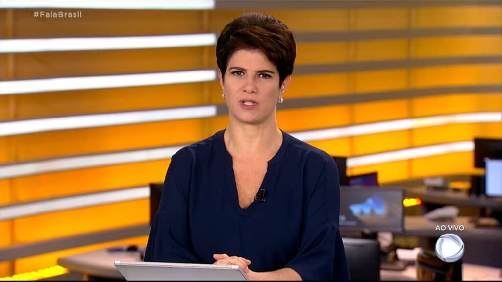 Mariana Godoy chamou live de Bolsonaro de bizarra no Fala Brasil (foto: Record/Reprodução)