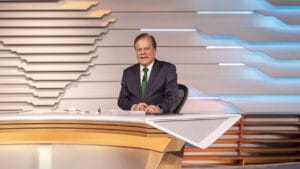 Chico Pinheiro está de volta aos trabalhos presenciais na Globo (foto: Globo/João Cotta)