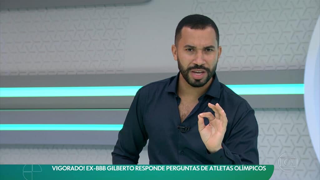 Gil do Vigor brincou com o apresentador Lucas Gutierrez no Esporte Espetacular (foto: Reprodução/Globo)