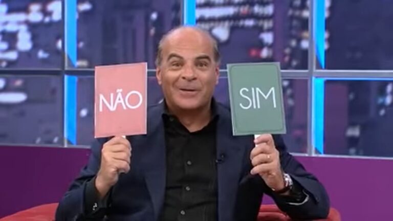 Marcelo de Carvalho é apresentador e vice-presidente da RedeTV! (foto: Reprodução/RedeTV!)