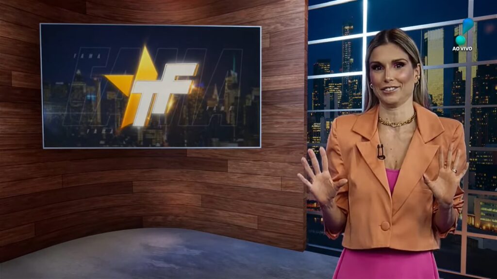 Flávia Viana no TV Fama de 9 de agosto: audiência em queda livre (foto: Reprodução/RedeTV!)