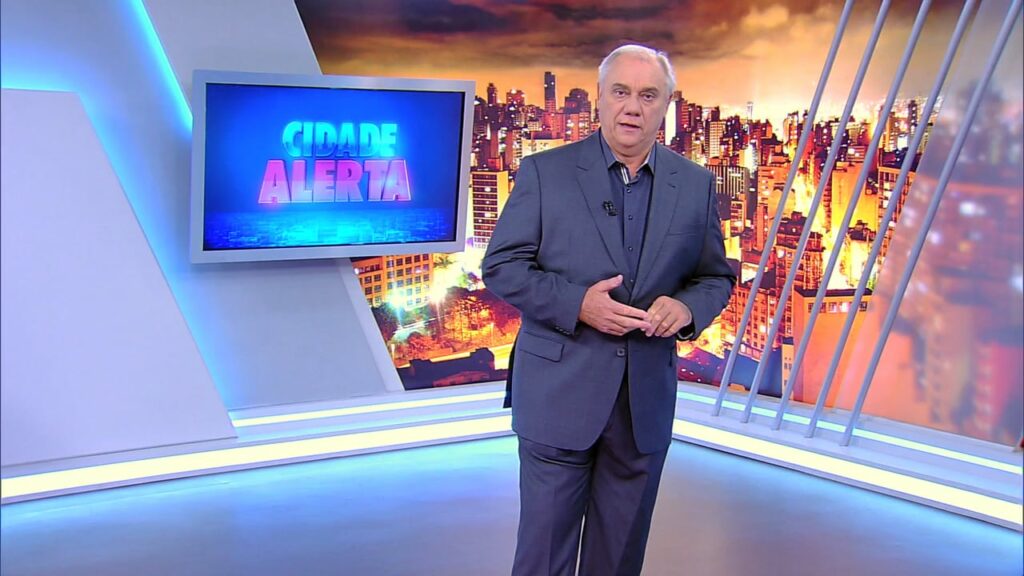 Espólio do apresentador Marcelo Rezende foi condenado a indenizar homem por erro no Cidade Alerta (foto: Reprodução)