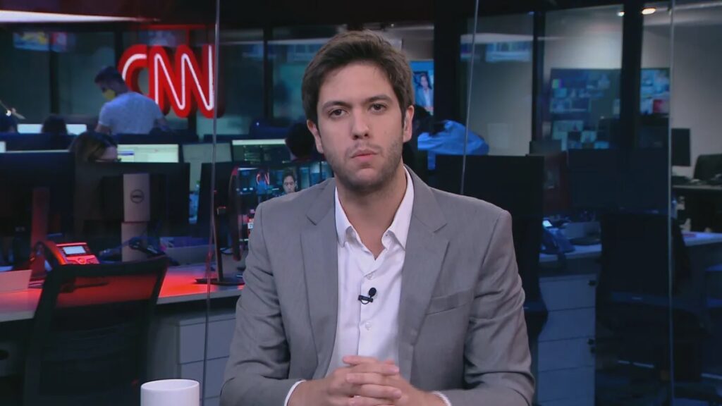 Caio Coppolla nos estúdios da CNN Brasil