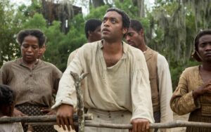 Cena do filme 12 anos de Escravidão que vai passar no Corujão desta quarta-feira (8)
