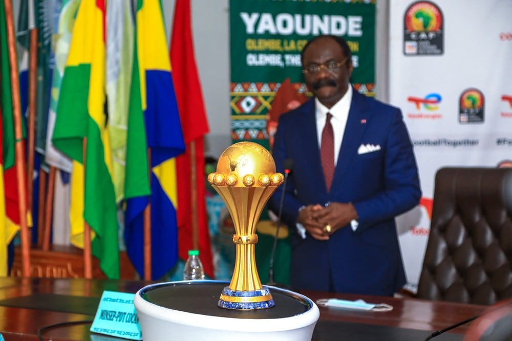 Imagem com foto da Taça da Copa Africana de Nações