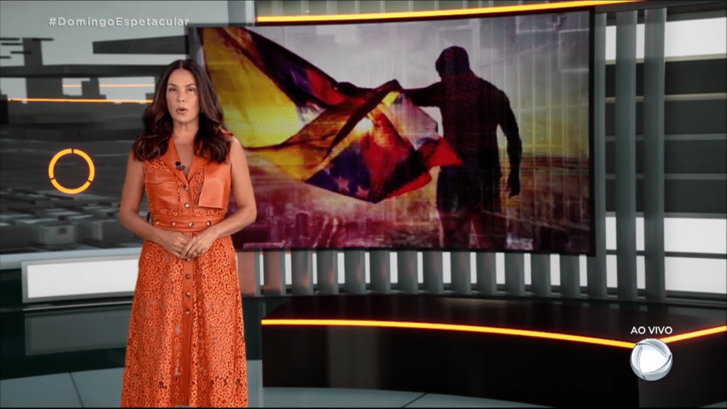 Imagem da apresentadora Carolina Ferraz no Domingo Espetacular