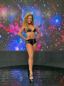 Imagem com foto da bailarina Bruna Santos