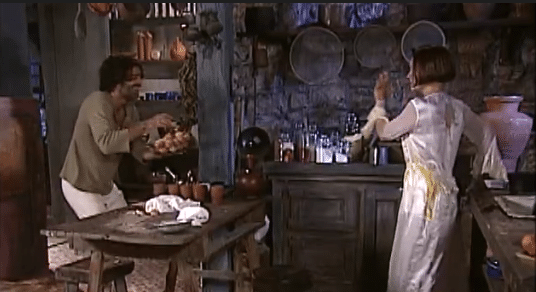 Guerra de comida? Petruchio joga ovos em Catarina em O Cravo e a Rosa