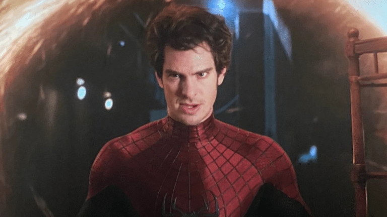 Foto do ator Andrew Garfield