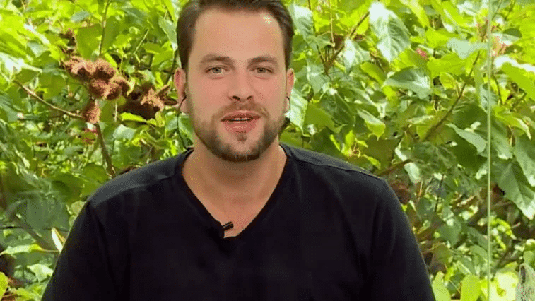 Foto do ex-BBB Gustavo Marsengo em entrevista ao Mais Você