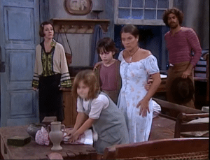 Catarina recebe Joana e filhos na fazenda em O Cravo e a Rosa