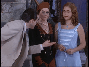 Bianca aceita ser cortejada por Theodoro em O Cravo e a Rosa