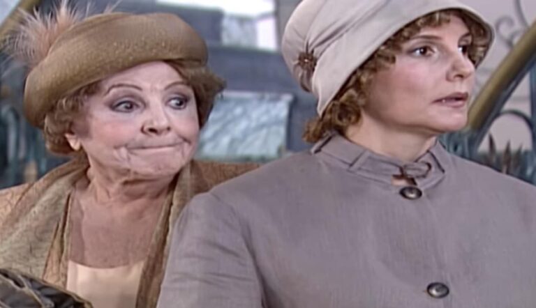 Cena de O Cravo e a Rosa