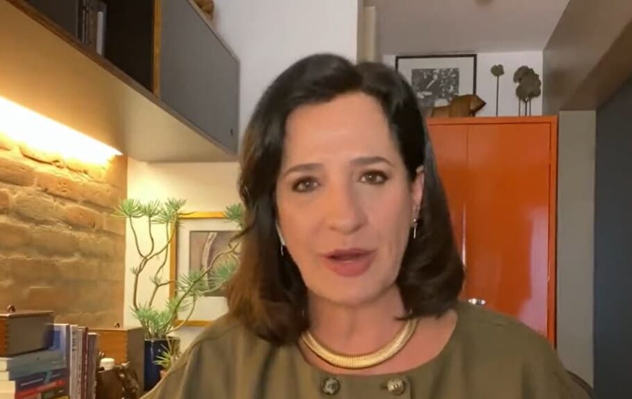 Mônica Waldvogel emocionou Maria Beltrão em despedida