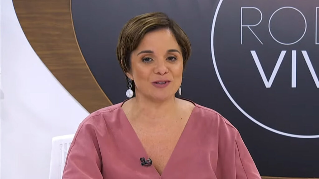 Imagem com foto da jornalista Vera Magalhães, apresentadora da TV Cultura