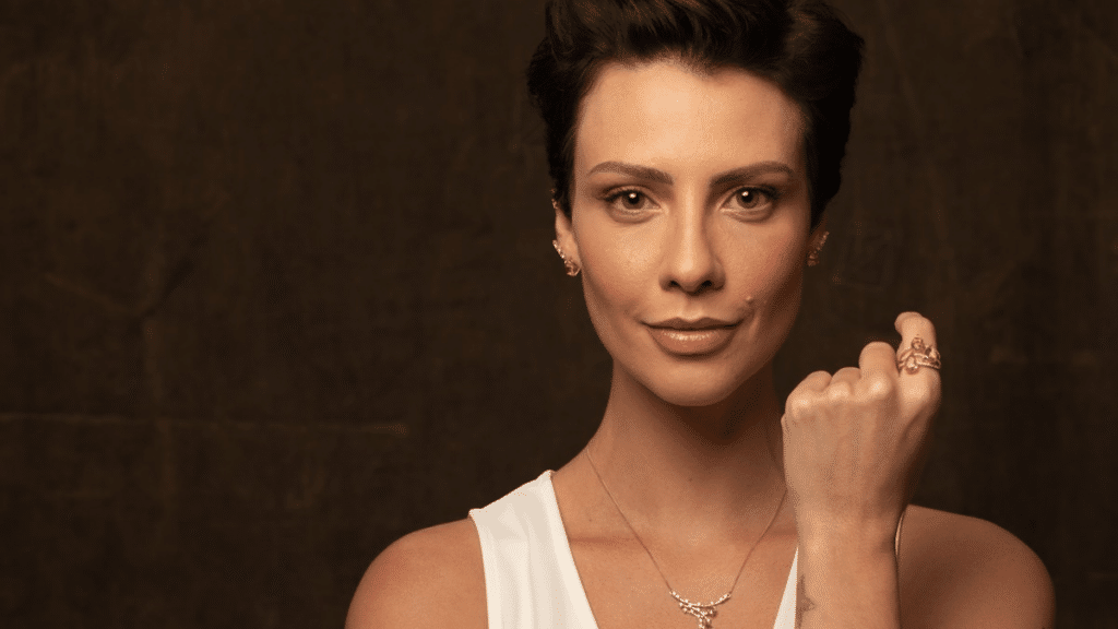 Camila Rodrigues é demitida pela Record após uma década "Muita gratidão"