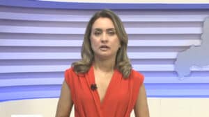 Imagem com foto da apresentadora Aline Moreira, da TV Clube