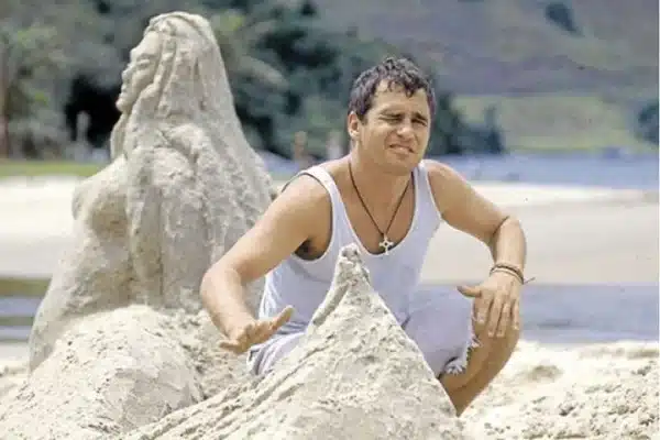 Foto de Marcos Frota em Mulheres de Areia