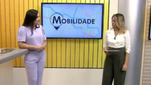Imagem com foto das jornalistas Lanne Pacheco e Michele Costa, apresentadoras do Bom Dia Sergipe, da TV Sergipe, afiliada da Globo no Estado