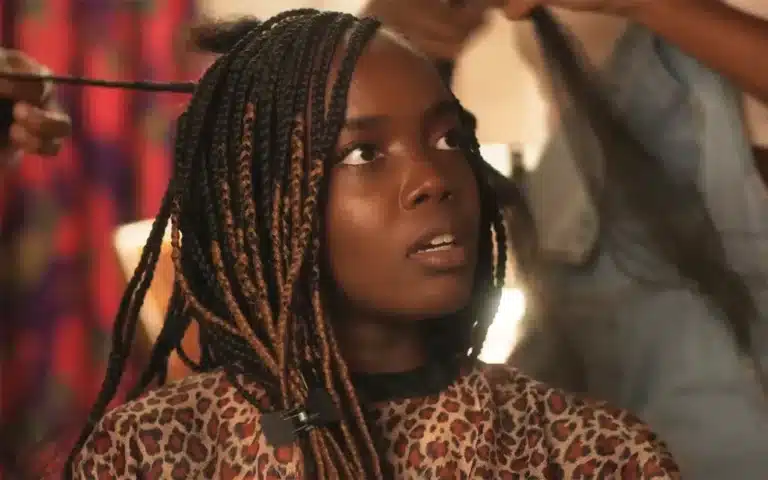 Kate revela a Lumiar que Theo tentou transformá-la em sua tia Sol em Vai na Fé