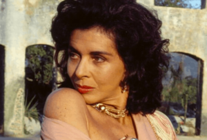 Foto de Betty Faria, atriz da Globo