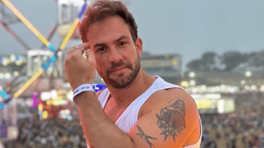 Daniel Adjuto em foto publicada em seu perfil em uma rede social