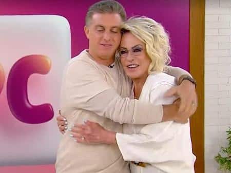 Foto de Ana Maria Braga e Luciano Huck