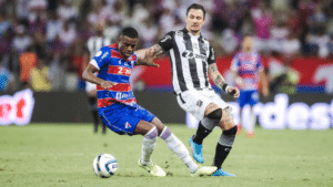 Imagem do duelo entre as equipe de Ceara e Fortaleza, no Campeonato Cearense
