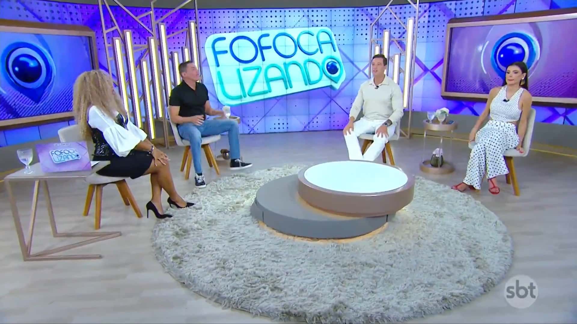 Foto do elenco do programa Fofocalizando