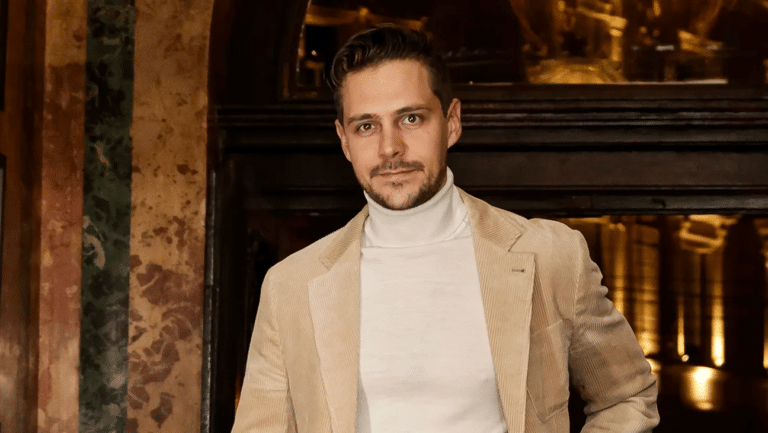 Foto de Miloš Biković, ex-ator da HBO