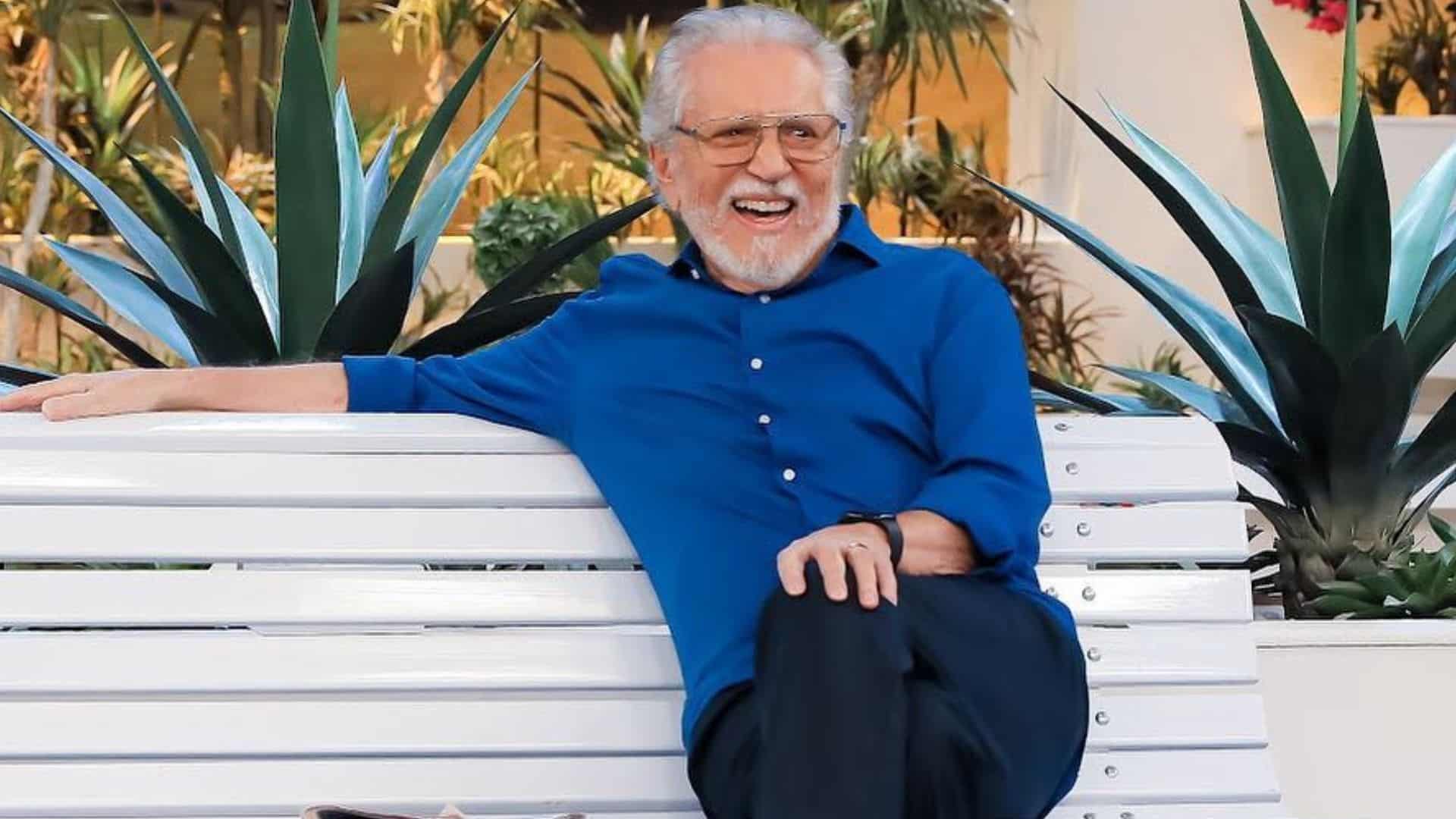 Com 70 anos de TV, Carlos Alberto de Nóbrega entrega segredo com Silvio