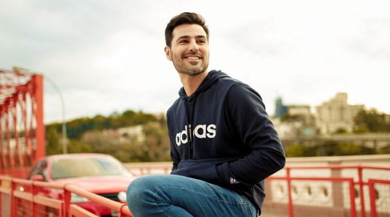 Foto do ator Apollo Schvitaicky