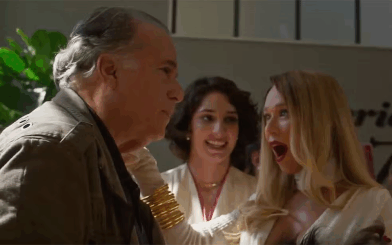 Mirna adora conhecer a fábrica da Boaz em Dona de Mim