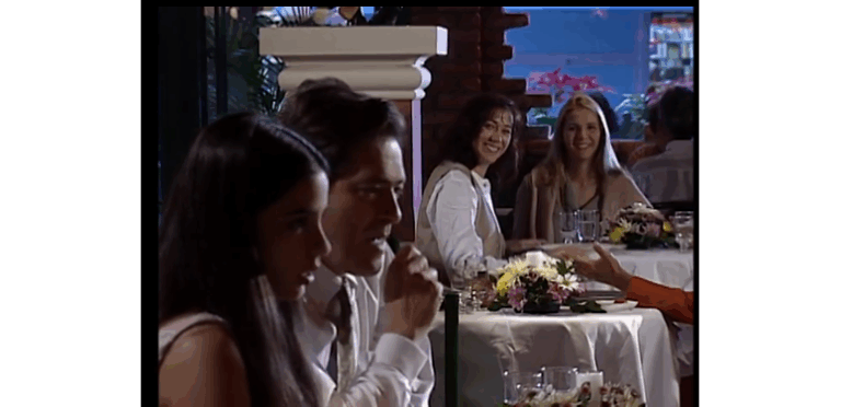 Sheila e Tânia irão jantar no mesmo restaurante que Daniel e Bianca estão comemorando o seu namoro em História de Amor