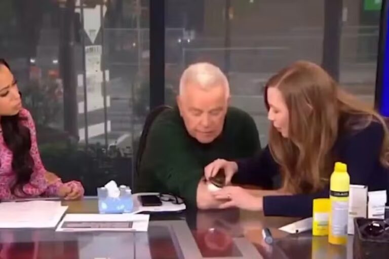 Mike Jerrick é diagnosticado com câncer de pele ao vivo