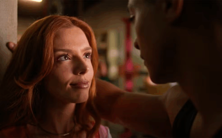 Kami coloca Marlon contra a parede sobre casamento em Dona de Mim