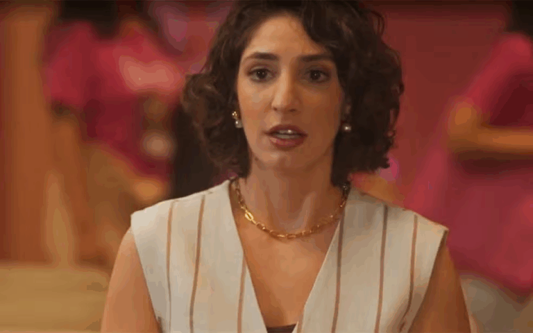 Ayla toma um tremendo susto em seu primeiro ultrassom em Dona de Mim