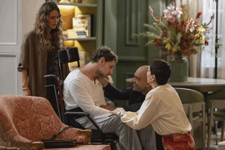 Heleninha leva Leonardo para a casa de Celina em Vale Tudo