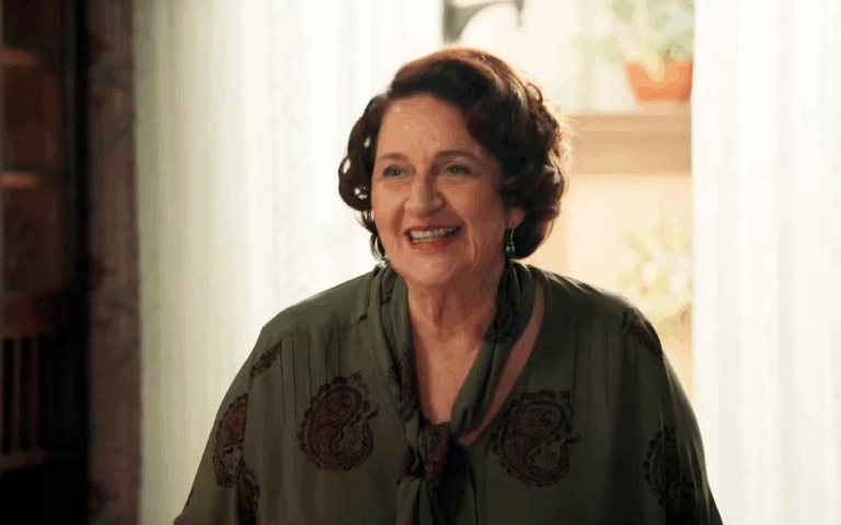 Olímpia destila todo o seu veneno contra Dita em Êta Mundo Melhor!