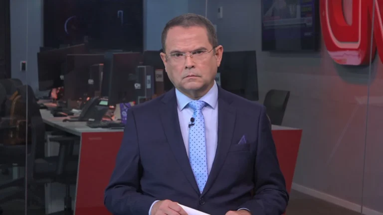 Foto do apresentador Sidney Rezende